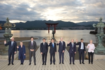 G7